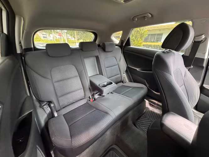 Hyundai Tucson Año 2017, Automatica   ~    - Imagen 6