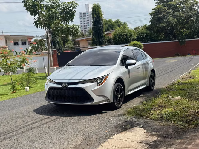 Toyota Corolla SE ~ Version Full Extras Año 2020     
