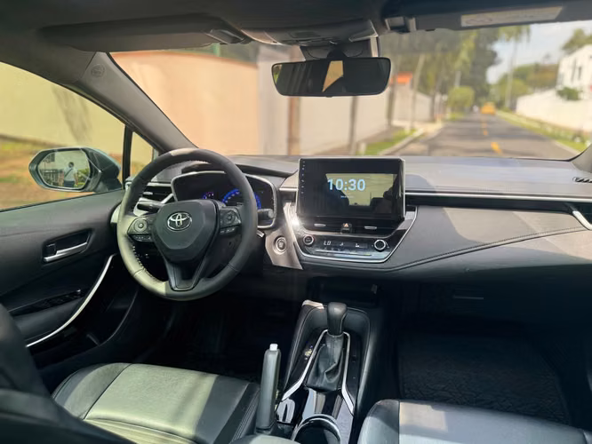 Toyota Corolla SE ~ Version Full Extras Año 2020      - Imagen 11