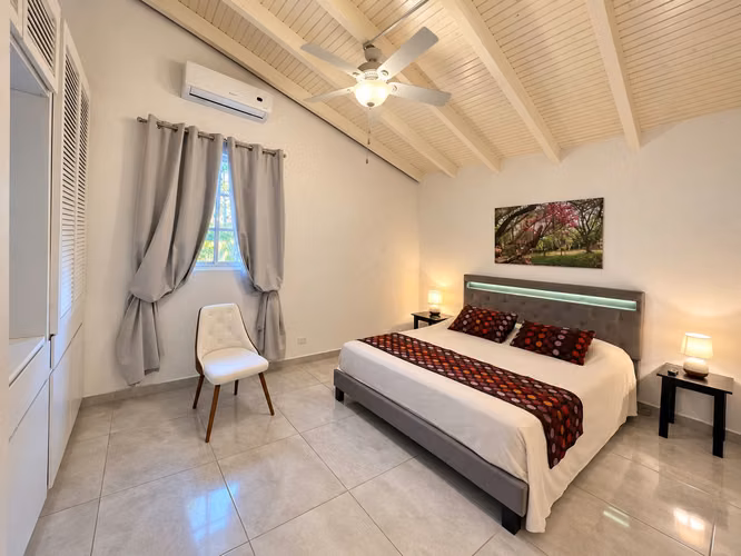 Casa de Playa remodelada con apartamento independiente en Coronado!  - Imagen 4