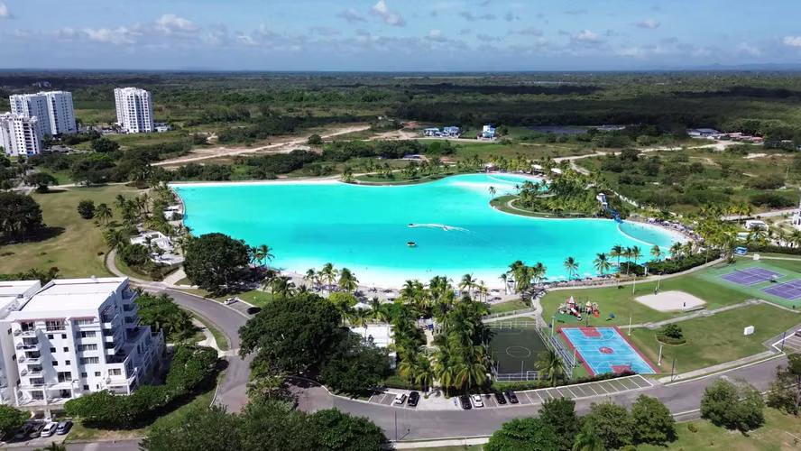 Villa Dúplex Frente al Mar con Piscina Privada en Playa Blanca - Imagen 2