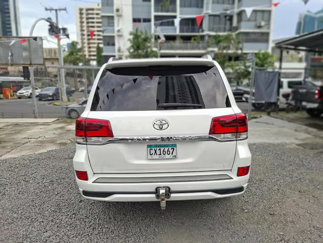 Toyota Land Cruiser 2019 - Imagen 4