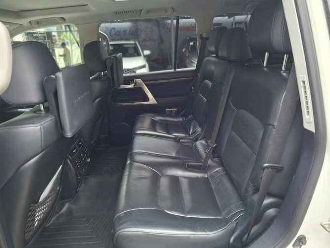 Toyota Land Cruiser 2019 - Imagen 8