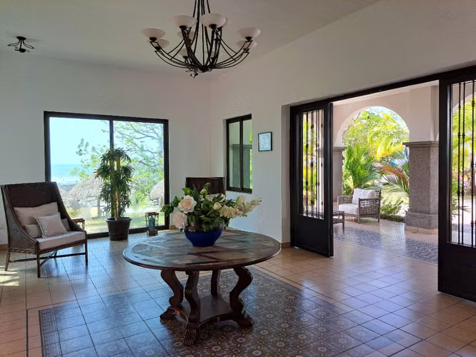 Playa La Ensenada, San Carlos - Apartamento de 2 recámaras con patio y vista al mar - Imagen 14