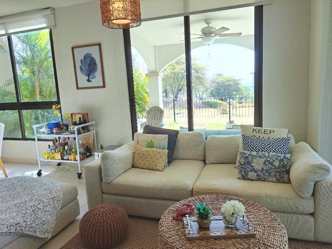 Playa La Ensenada, San Carlos - Apartamento de 2 recámaras con patio y vista al mar - Imagen 5