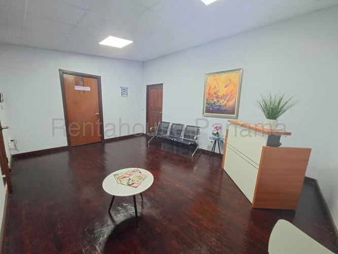 Venta de Edificio en Aguadulce ABS