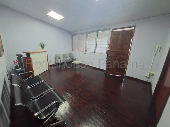 Venta de Edificio en Aguadulce ABS