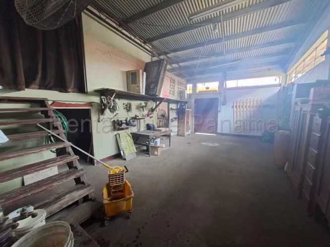 Venta de Edificio en Aguadulce ABS
