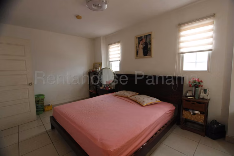 Venta Casa Duplex Brisas Del Golf - YD