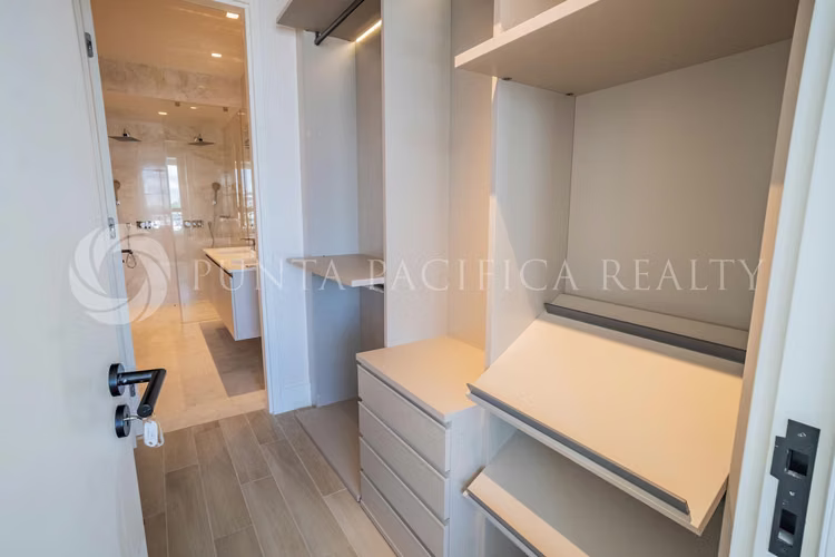 Ocean Reef - Casa del Mar en Alquiler Amoblado y Vista Marina - Imagen 12