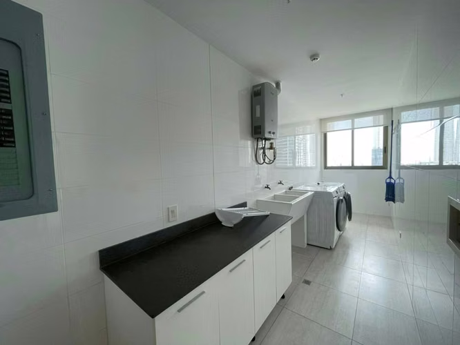 Venta PH Parkview | Vista a Costa Azul CDE