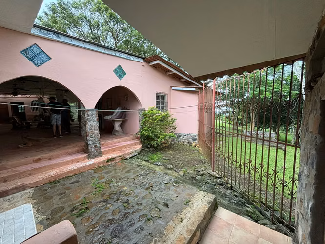 SE VENDE CASA EN EL VALLE DE ANTON