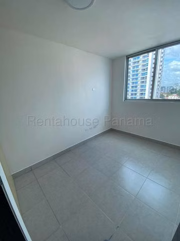 Alquiler de apartamento en PH Premium Carrasquilla IH26-5249