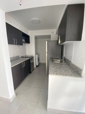 Alquiler de apartamento en PH Premium Carrasquilla IH26-5249