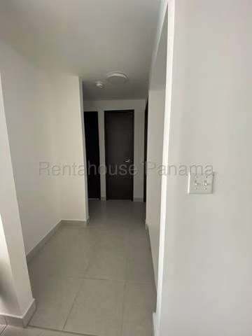 Alquiler de apartamento en PH Premium Carrasquilla IH26-5249