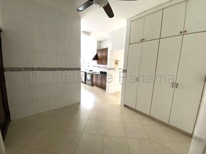 Alquiler de casa en Costa del Este, PH Costa Serena con piscina 27LGG2200