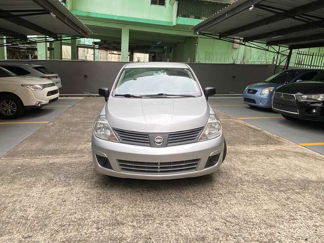Vendo Nisan Tiida