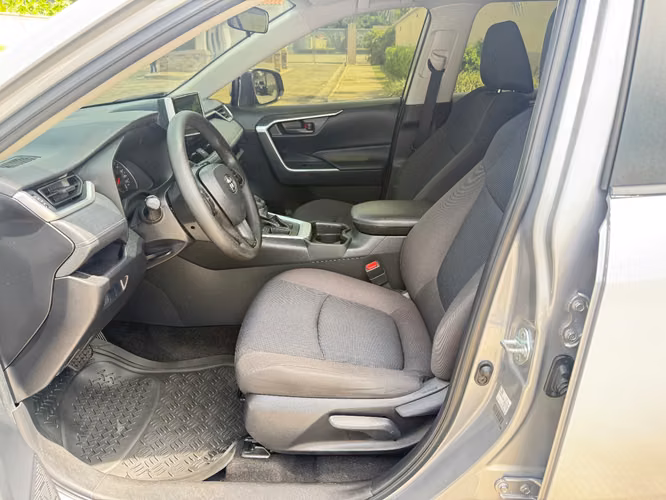 Toyota Rav4 2021 a solo $18,900 - Imagen 6