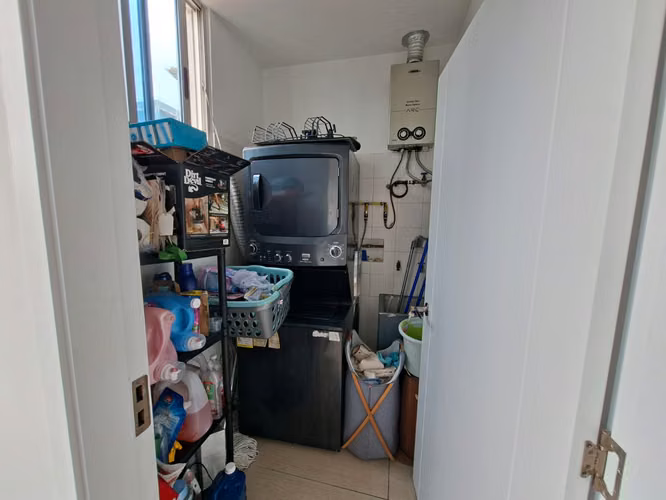 Apartamento en alquiler a pasos de Av Balboa 1REC / 1.5BAÑ / BALCON