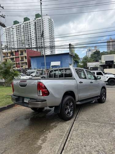 TOYOTA HILUX 2024 - Imagen 3