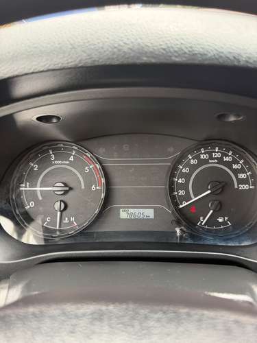 TOYOTA HILUX 2024 - Imagen 8