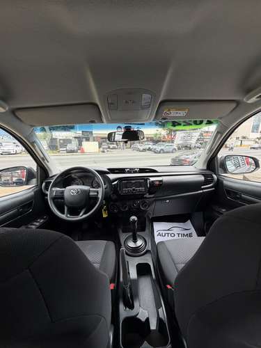 TOYOTA HILUX 2024 - Imagen 7