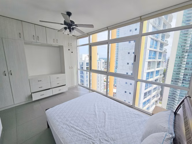 Alquiler de Apartamento Tipo Estudio Amoblad - PH Colores de Bella Vista. Negociable
