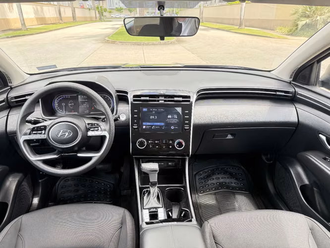 Hyundai Tucson 2022 a solo $17,500  - Imagen 5