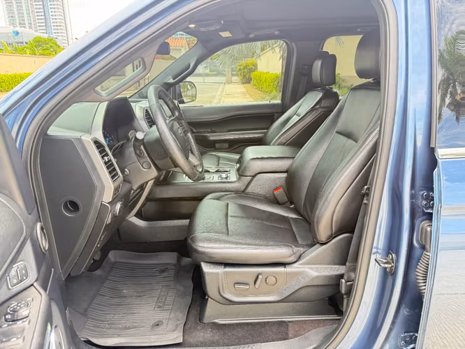 Ford Expedition XLT 2021 a solo $30,900  - Imagen 6