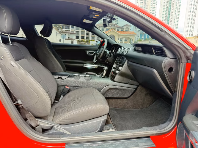 Ford Mustang 2015 a solo $14,900  - Imagen 9