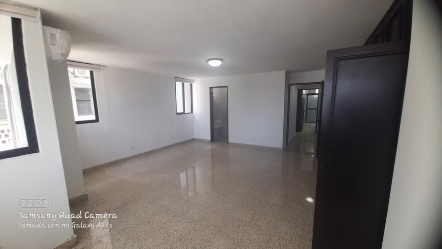 ALQUILER APARTAMENTO REMODELADO EN OBARRIO  - Imagen 18