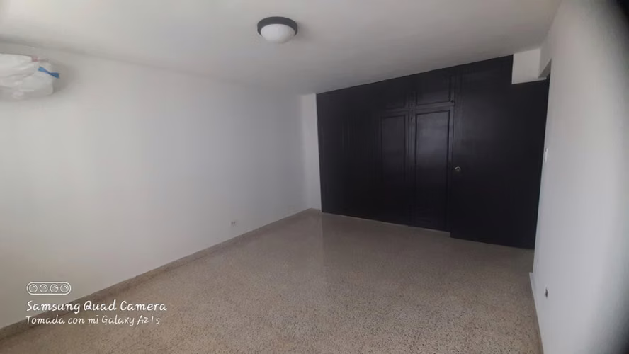 ALQUILER APARTAMENTO REMODELADO EN OBARRIO  - Imagen 12