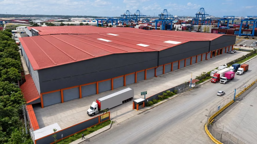 ALQUILER ZL CON SEGURIDAD 24HRS Y ADUANAS PRIVADA