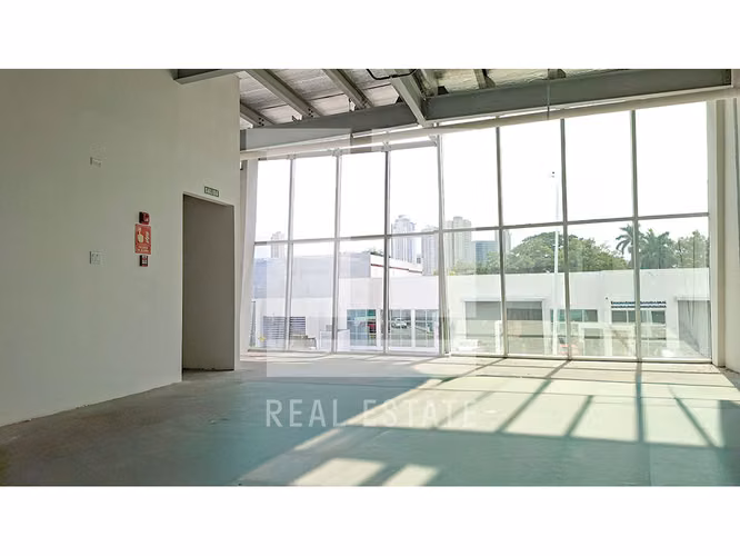 Se Alquila Ofibodega de 235 m2 en Panama Viejo Business Center