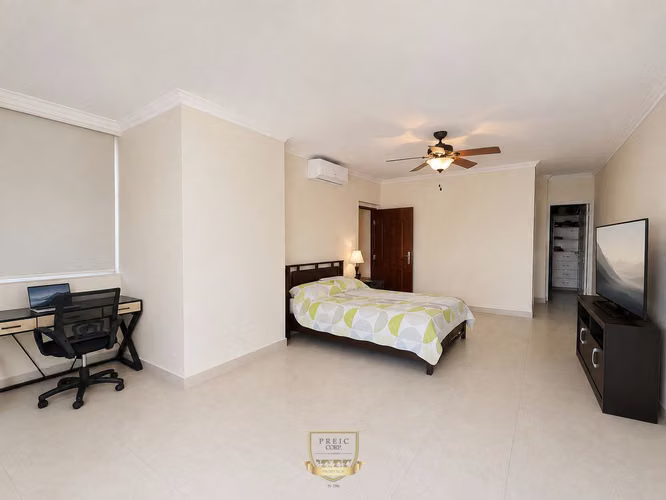 Alquiler de Apartamento Tipo Penthouse en San Francisco, P.H. Plaza Real. SD