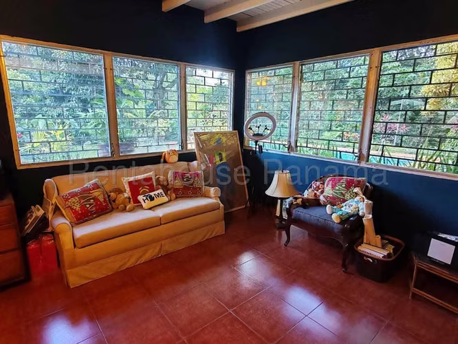 I4703GRR Venta de Casa en Las Cumbres  - Imagen 8