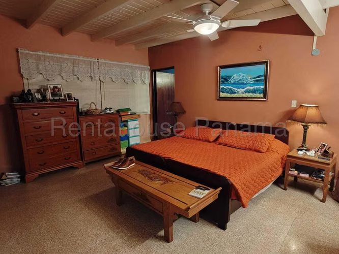 I4703GRR Venta de Casa en Las Cumbres  - Imagen 7