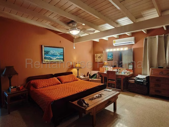 I4703GRR Venta de Casa en Las Cumbres  - Imagen 17