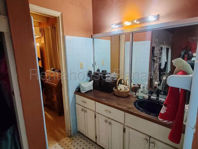 I4703GRR Venta de Casa en Las Cumbres  - Imagen 5