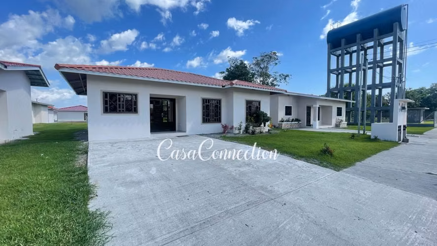 SE ALQUILA CASA AMOBLADA EN RESIDENCIAL TRANQUILO DE DAVID