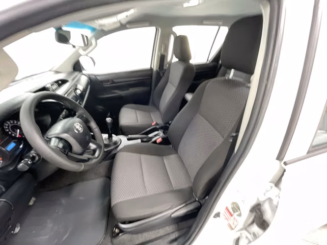 TOYOTA HILUX - 2025 - PPHX - Automarket - Imagen 5