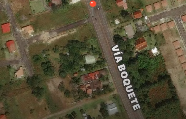 Esquina comercial en Alto Boquete con doble frente a calle - Imagen 4