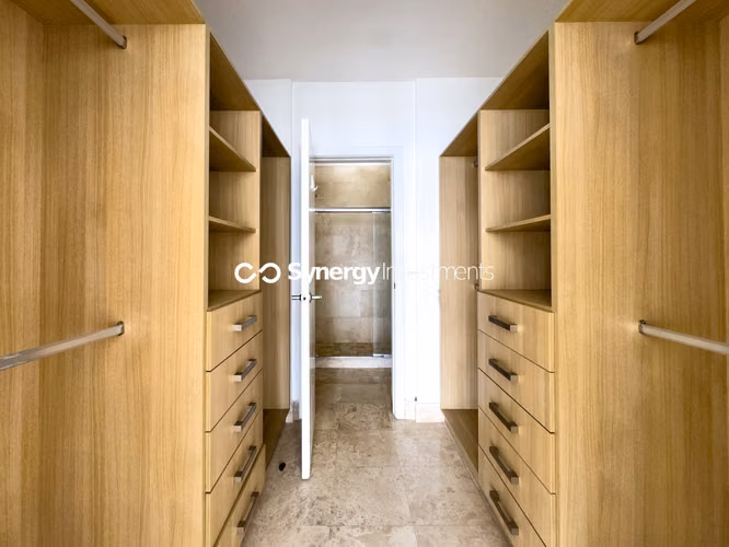 Apartamento en Avenida Balboa con vista al mar - Imagen 12