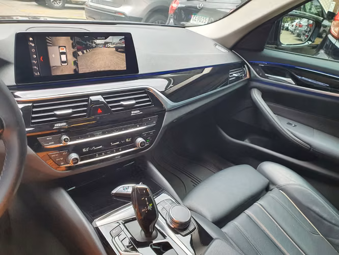 BMW 540I 2019 