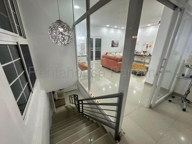 I8403GRR Venta de Casa en Pacora  - Imagen 2