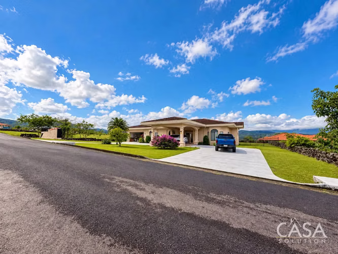 Casa de Tres Habitaciones en Venta en Boquete Canyon Village, Alto Boquete, Boquete, Chiriquí - cs id: 345705 - Imagen 2