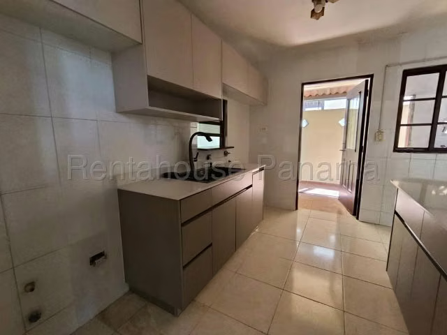 I7774GRR Venta de Casa en Las Cumbres  - Imagen 8