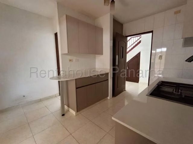 I7774GRR Venta de Casa en Las Cumbres  - Imagen 6