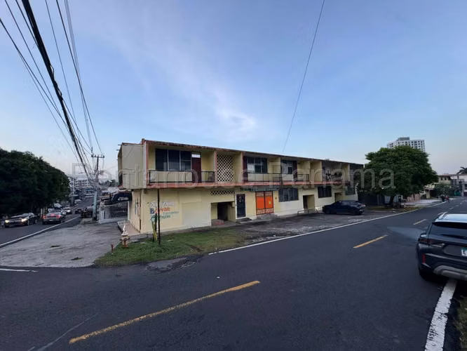 Se Vende Edificio en Parque Lefevre MDV27-2585