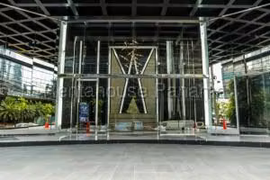 Alquiler de Oficina 100m2 en Calle50, Evolution Tower 26LGG2267 - Imagen 17